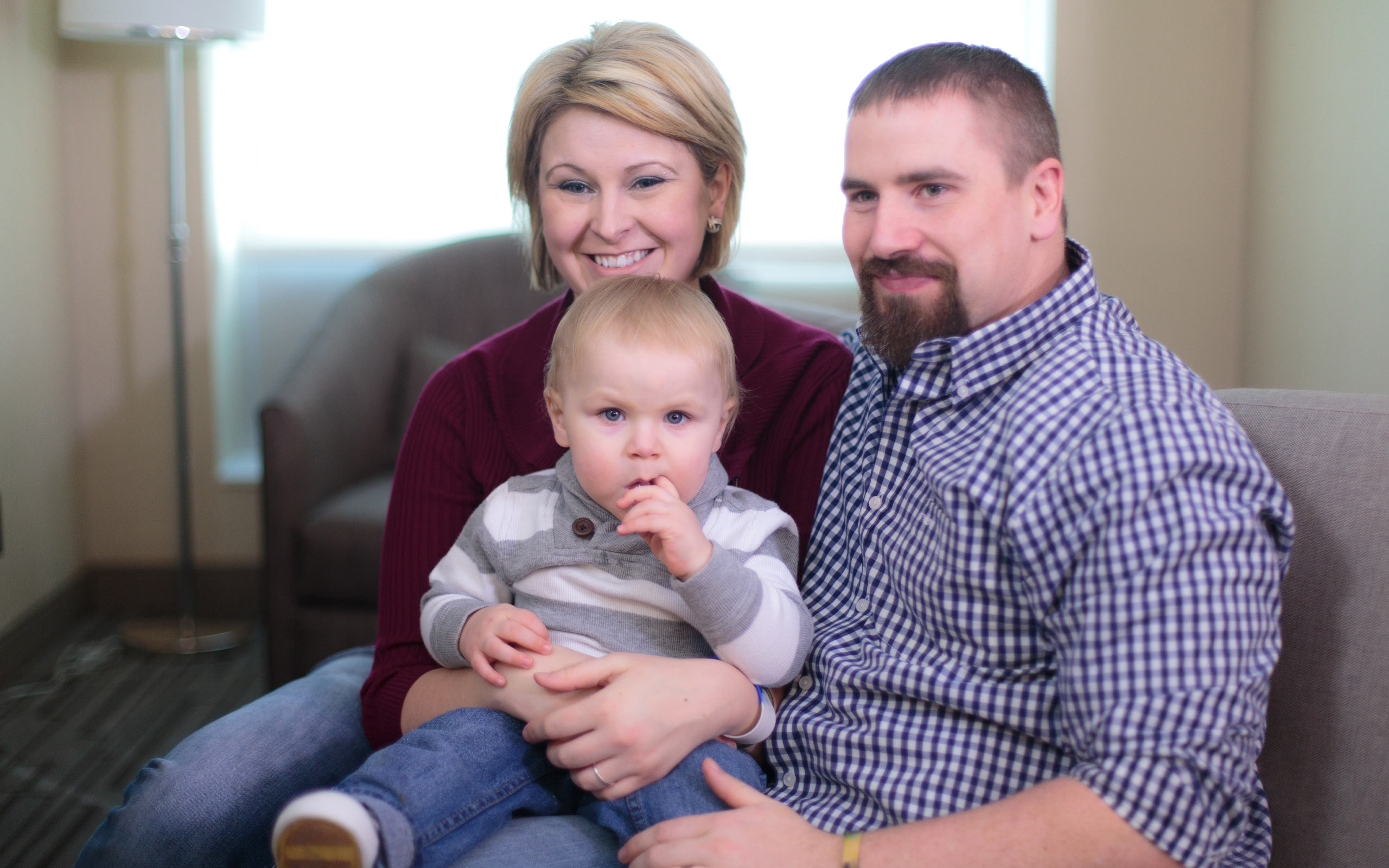 Justice, diagnosed with aHUS at 9 months old, with his parents